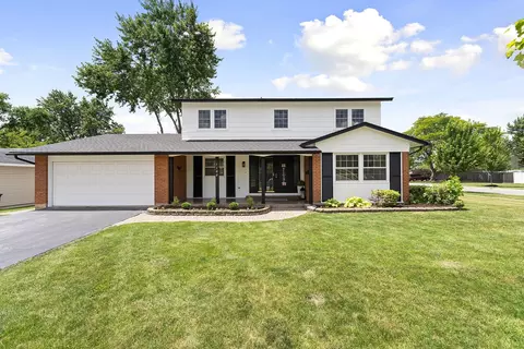 1100 Leicester Rd, Elk Grove Village, IL 60007