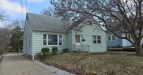 1408 24th St, Rockford, IL 61108