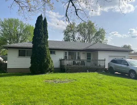 2692 E 1000n Rd, Kankakee, IL 60901