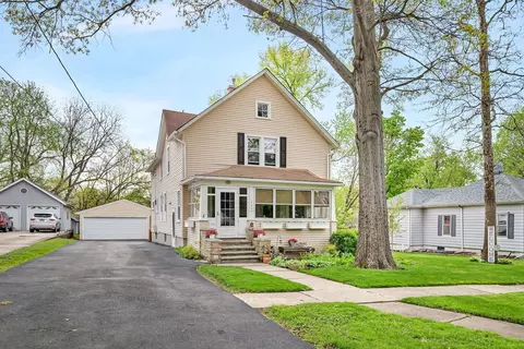 605 Vine St, Morris, IL 60450