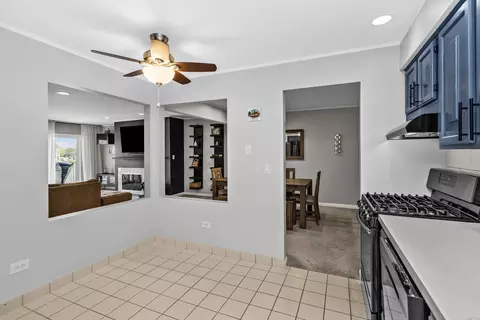 Kitchen - 5501 Carriage Way Dr #208A, Rolling Meadows, IL 60008 photo 2 of 2
