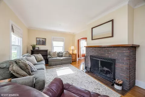 Living - 210 E Burlington St, Riverside, IL 60546 photo 2 of 2