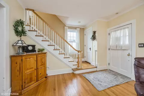 Entry Way - 210 E Burlington St, Riverside, IL 60546 photo 1 of 1