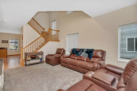 Living - 2819 Sun Valley Dr, Plainfield, IL 60586 photo 2 of 2