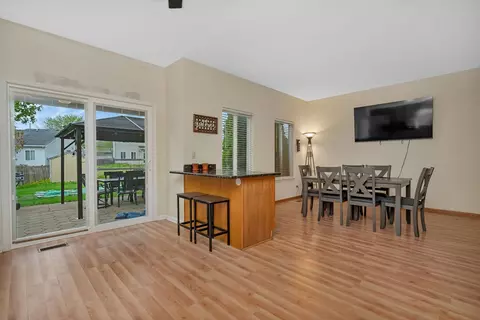 Dining - 2819 Sun Valley Dr, Plainfield, IL 60586 photo 4 of 4