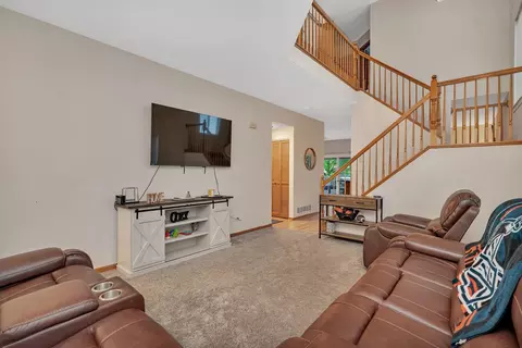Other - 2819 Sun Valley Dr, Plainfield, IL 60586 photo 2 of 9