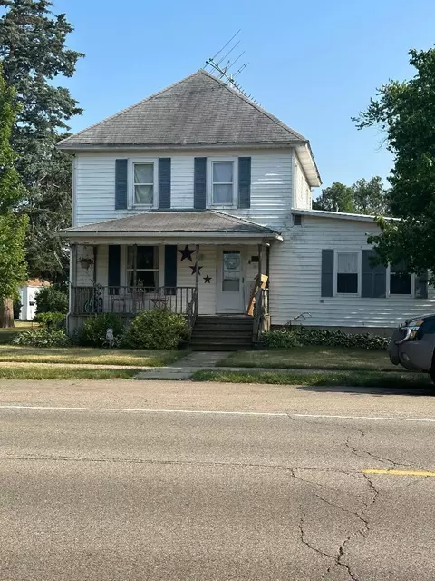 316 W Santa Fe Ave, Toluca, IL 61369