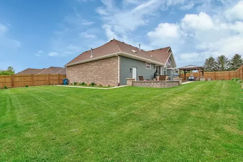 Exterior - 1304 Michael Dr, Morris, IL 60450 photo 3 of 6