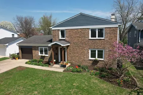 517 S School St, Lombard, IL 60148