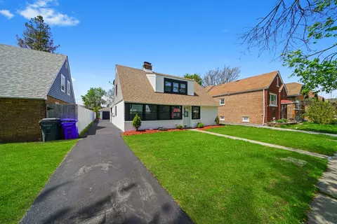Exterior - 4332 Center Ave, Lyons, IL 60534 photo 9 of 11
