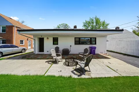 Exterior - 4332 Center Ave, Lyons, IL 60534 photo 8 of 11