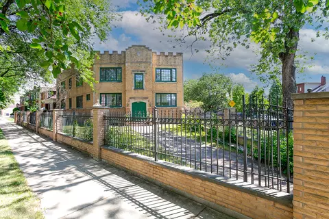 3107 N Harding Ave, Chicago, IL 60618