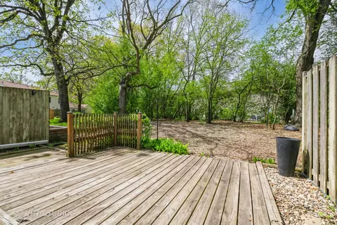 74 Timber Ter, Cary, IL 60013 photo 16