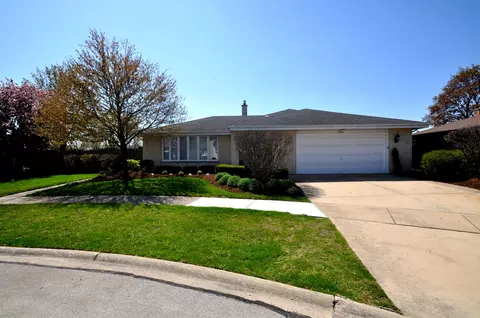 15622 Catalina Ct, Orland Park, IL 60462