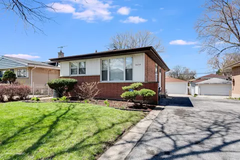 8634 S Dorchester Ave, Chicago, IL 60619