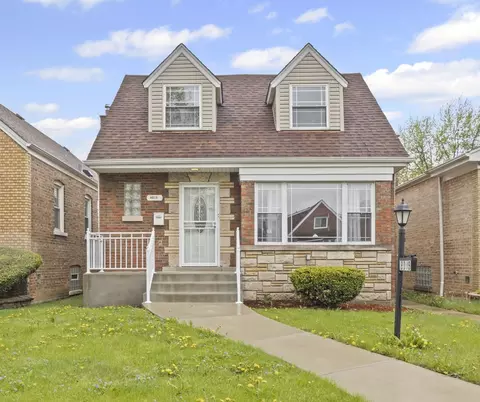 8018 S Fairfield Ave, Chicago, IL 60652