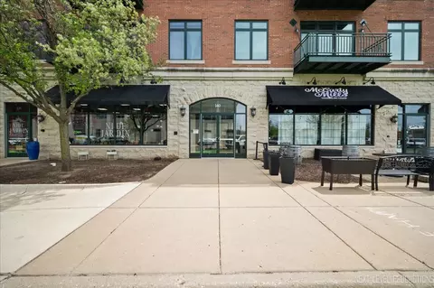 140 S River St #400, Aurora, IL 60506