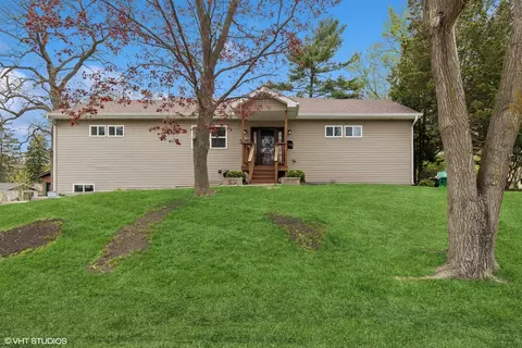 506 Stuart St, Grayslake, IL 60030