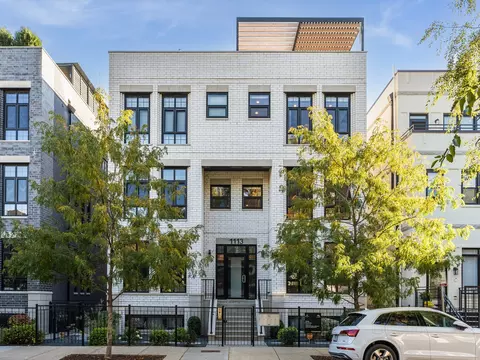 1113 W Chestnut St #2W, Chicago, IL 60642