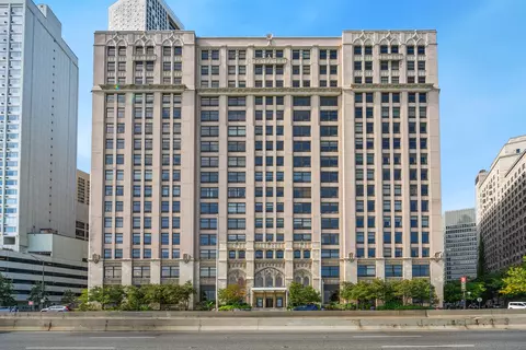 680 N Lake Shore Dr #515, Chicago, IL 60611