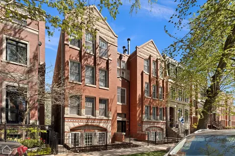 1414 W Byron St #3W, Chicago, IL 60613