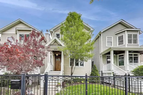 2236 W Fletcher St, Chicago, IL 60618
