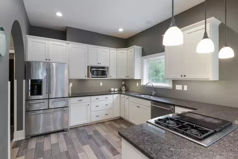 Kitchen - 1314 E Washington St, Bloomington, IL 61701 photo 2 of 3