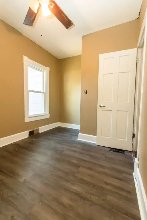 Bedroom - 504 E 8th St, Rock Falls, IL 61071 photo 3 of 3