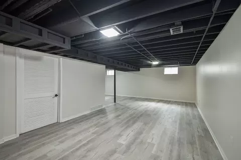 Other - 2449 Cambridge Dr, Aurora, IL 60506 photo 3 of 4
