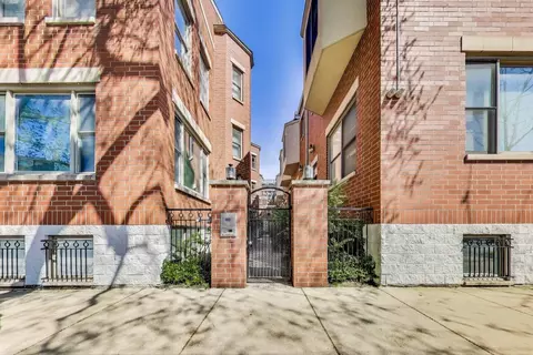 1334 W Webster Ave #B, Chicago, IL 60614