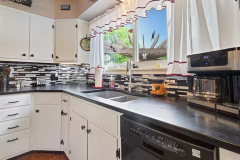 Kitchen - 503 E Cedar Ln, Monticello, IL 61856 photo 3 of 4