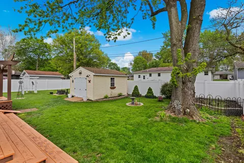 Exterior - 503 E Cedar Ln, Monticello, IL 61856 photo 9 of 9