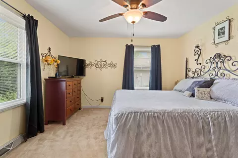 Bedroom - 503 E Cedar Ln, Monticello, IL 61856 photo 5 of 7