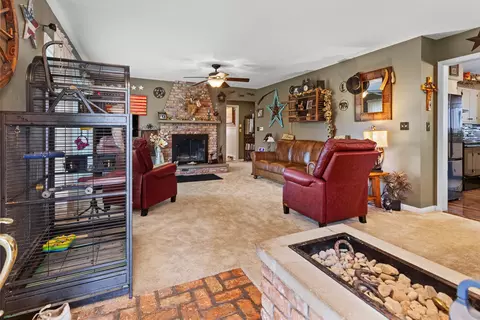 Living - 503 E Cedar Ln, Monticello, IL 61856 photo 1 of 4