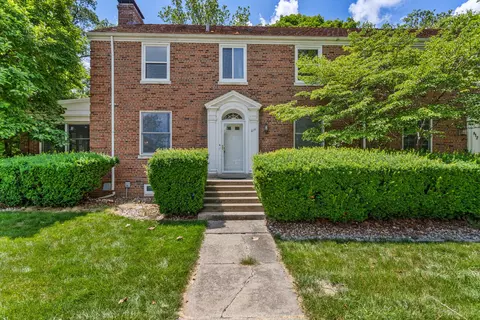 814 Arends Blvd, Rantoul, IL 61866