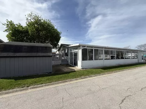 4941 La Quinta Dr, Monee, IL 60449 photo 3