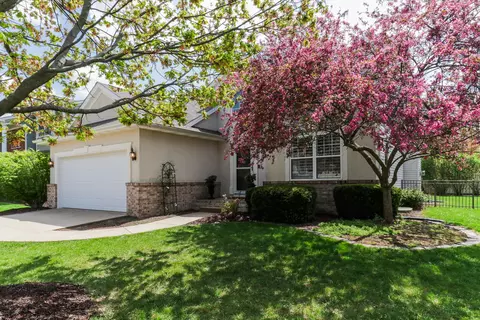 Exterior - 7 Minks Ct, Bloomington, IL 61704 photo 5 of 10