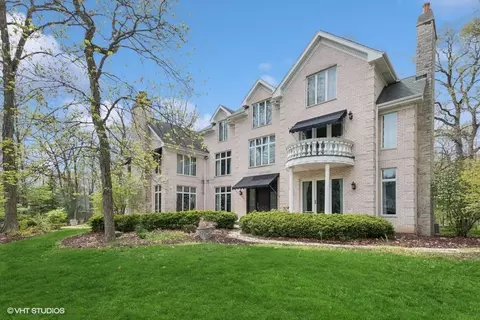 821 Chatfield Rd, New Lenox, IL 60451