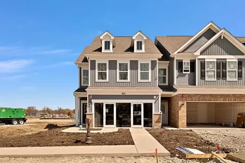 32 Weirich Way #76002, Batavia, IL 60510