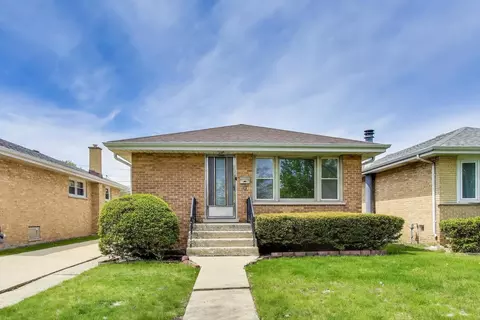 3648 Hawthorne St, Franklin Park, IL 60131