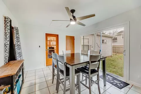 Dining - 821 Westshire Dr, Joliet, IL 60435 photo 2 of 2