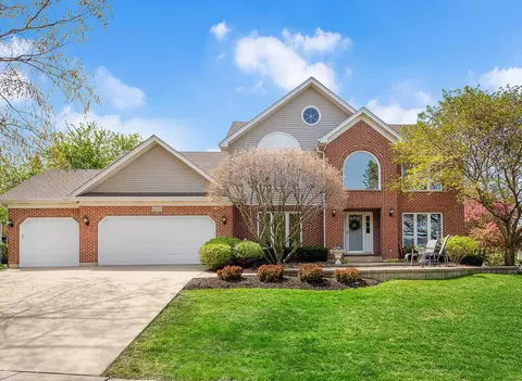 620 Pottawatomie Trl, Batavia, IL 60510