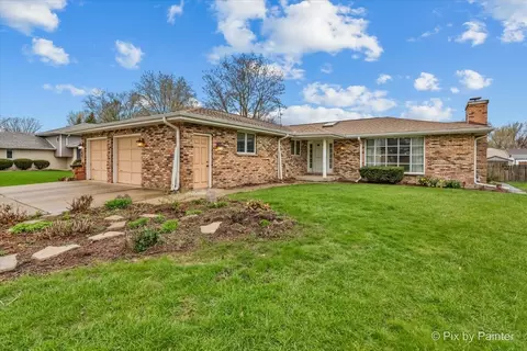 15208 S Clover Ct, Plainfield, IL 60544