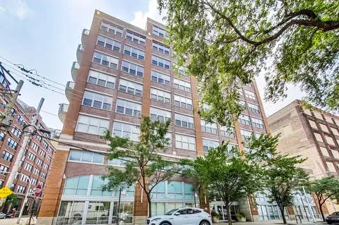 933 W Van Buren St #805, Chicago, IL 60607