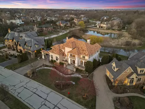 View/Area - 8585 Johnston Rd, Burr Ridge, IL 60527 photo 1 of 2