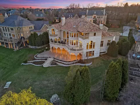 View/Area - 8585 Johnston Rd, Burr Ridge, IL 60527 photo 2 of 2