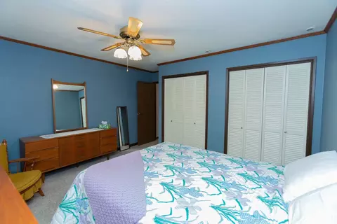 Bedroom - 305 E Pearson St, Eureka, IL 61530 photo 3 of 8