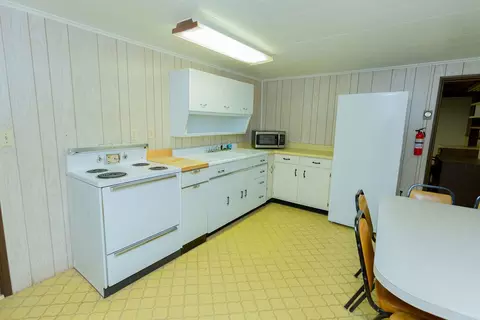 Kitchen - 305 E Pearson St, Eureka, IL 61530 photo 6 of 6