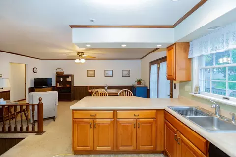 Other - 305 E Pearson St, Eureka, IL 61530 photo 5 of 15