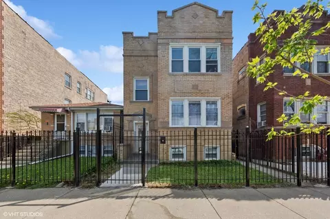 4033 W Crystal St, Chicago, IL 60651